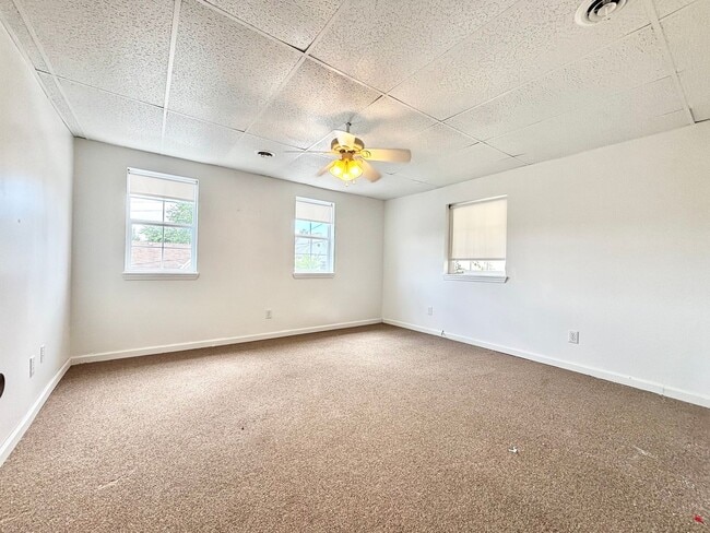 Building Photo - 507 Gaskill Ave