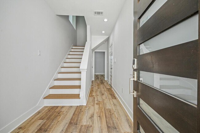 Foto del edificio - 2308 Campbell Rd