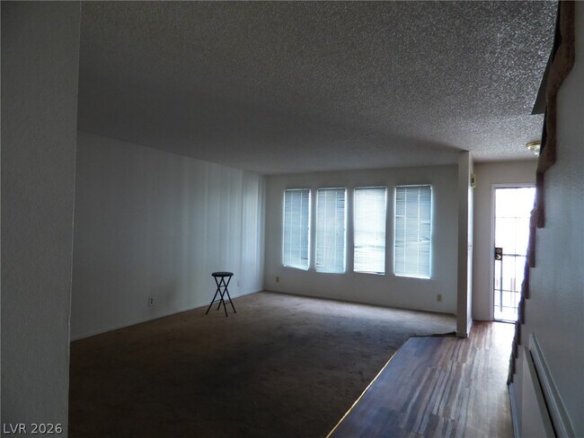 Foto del edificio - 2080 E Karen Ave