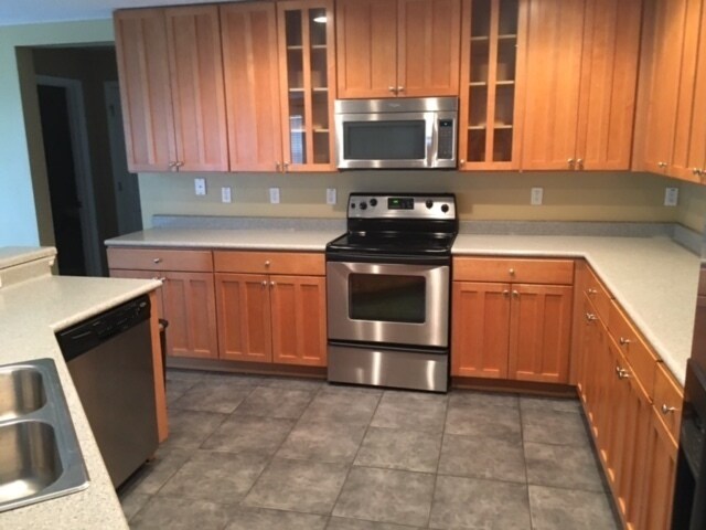 Foto del edificio - Beautiful 4/2.5 Located in Eagle Creek/Lak...
