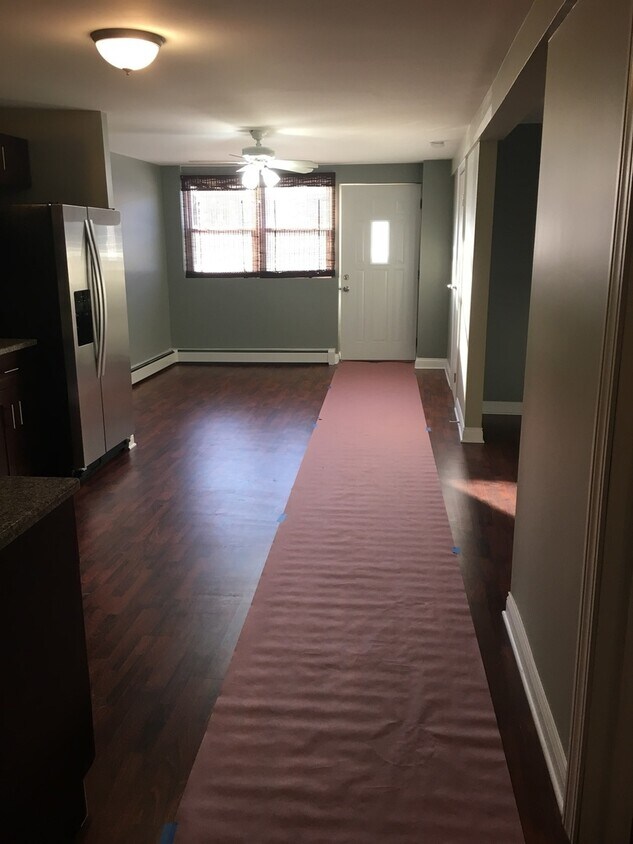 Foto principal - 5818 S Archer Ave