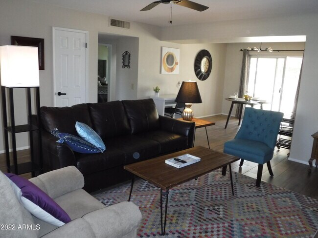 Foto del edificio - 11029 W Caron Dr