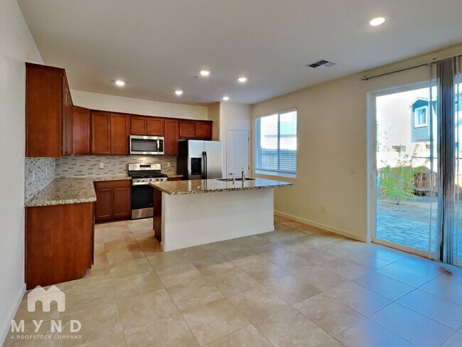 Building Photo - 1044 Big Rock Loop