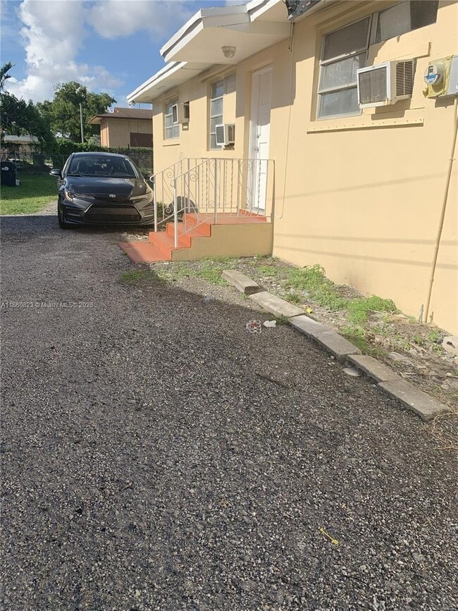Building Photo - 1725 NW 59th St