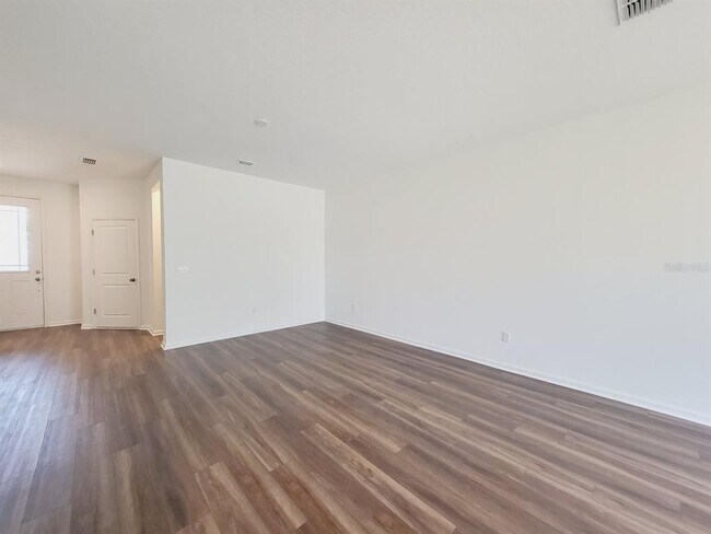 Foto del edificio - 1184 Lakeshore Breeze Pl