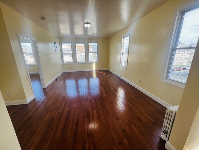 DINING ROOM - 446 E 33rd St