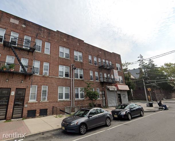 Foto principal - 1 br, 1 bath Apartment - 393 13th Ave Apt 9