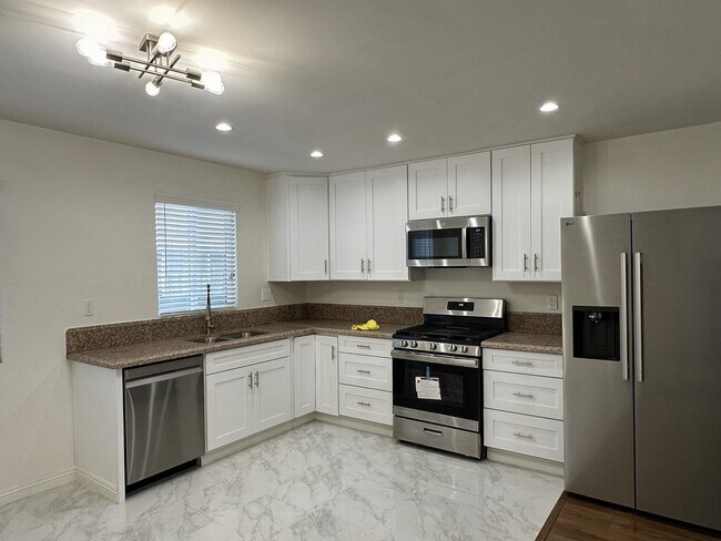 Foto del edificio - 20624 S Western Ave