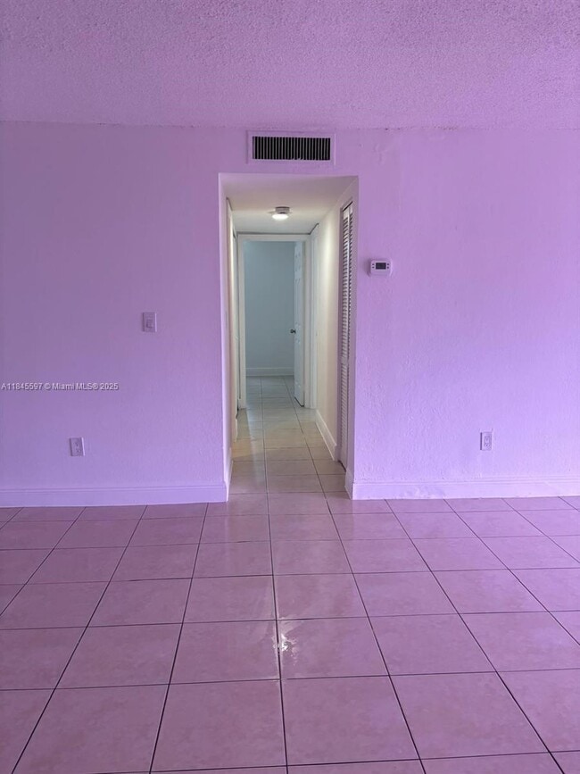 Building Photo - 482 NW 165th St