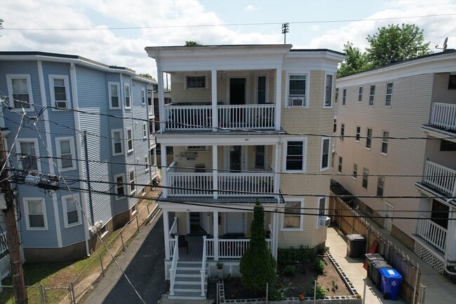 Building Photo - 21 Granfield Ave