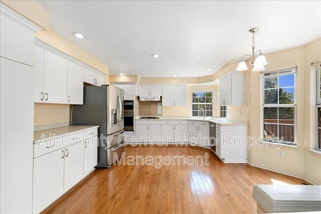 Photo - 10010 Irving St Apartment