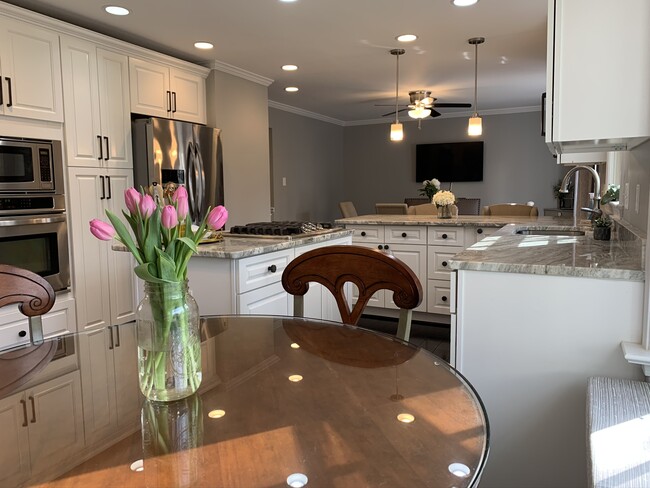 3436A Calle Holly - 3436A Holly Rd