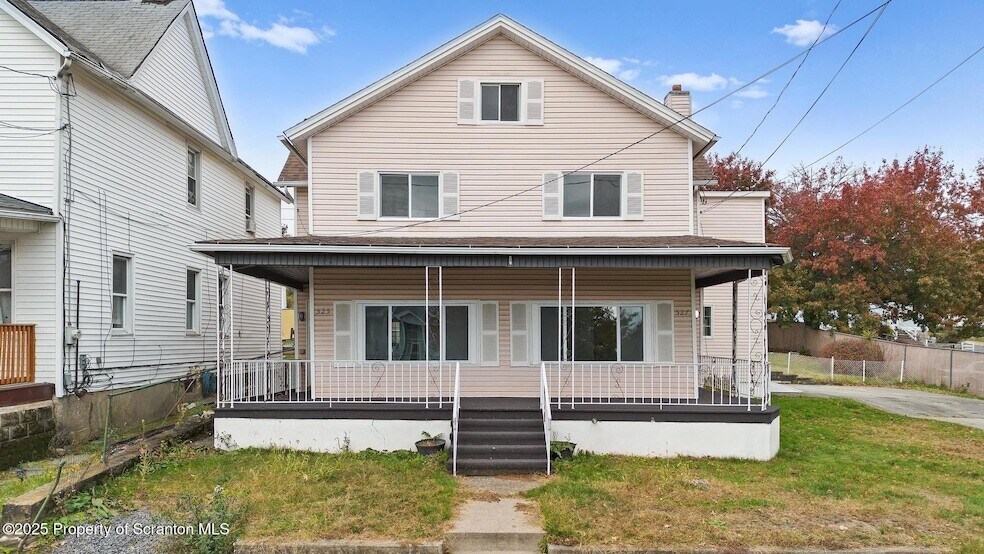 Foto principal - 527 St Frances Cabrini Ave