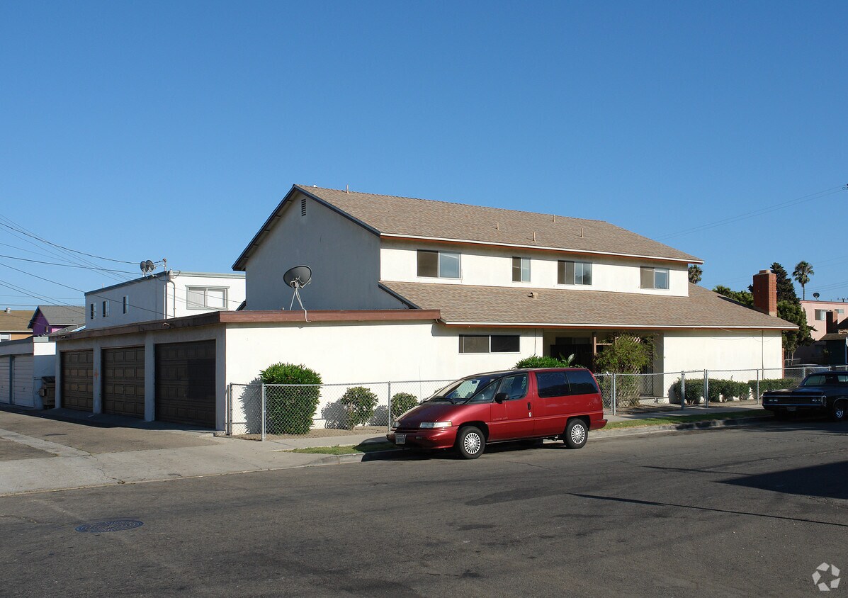 Building Photo - 241 Campbell Way