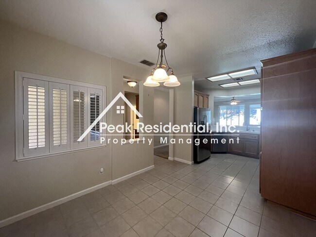Foto del edificio - 3 br, 2 bath House - 1392 Walden Dr