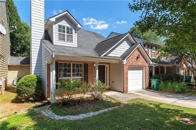 Building Photo - 2246 Charleston Pointe SE