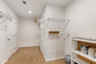 Building Photo - 22595 Pineridge Dr