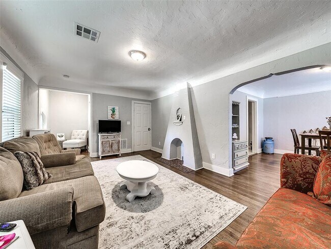 Foto del edificio - 1630 NW 17th St