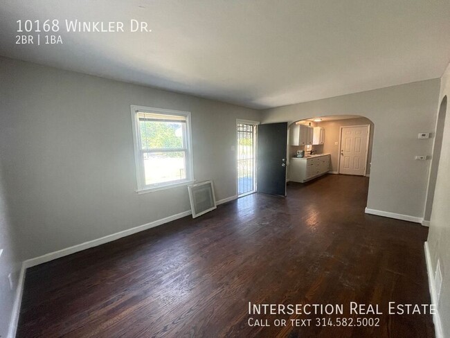 Building Photo - Section 8 Approved - Updated 2 Bed/1Bath R...