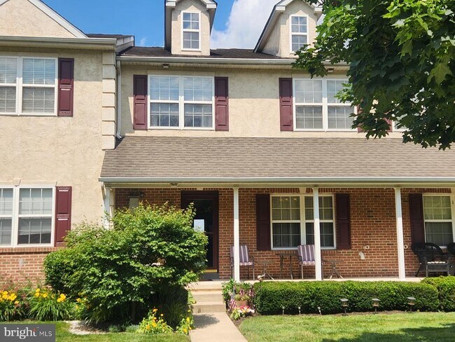 Foto del edificio - 483 Buchanan Rd