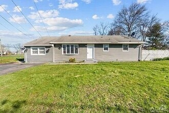 Building Photo - 46 Haines Ave