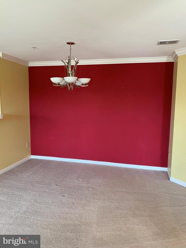 Building Photo - 11005 Kinship Ct