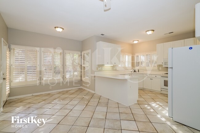 Foto del edificio - 8995 Country Leaf Cove