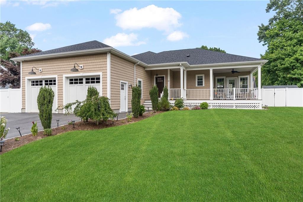 Primary Photo - 22 Primrose Dr