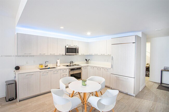 Foto del edificio - 55 SW 9th St