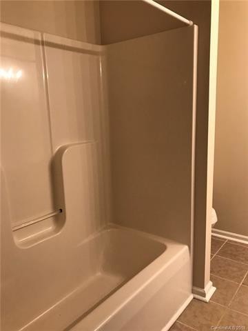 Building Photo - 5627 Seths Dr