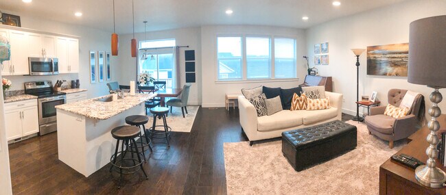 Foto del edificio - 4162 N Cresthaven Ln