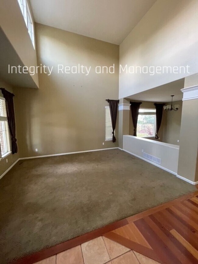 Building Photo - 8551 S Mallard Pl