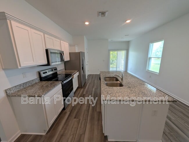 Foto del edificio - 35491 Shade Fern Ln