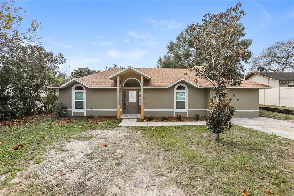 Foto principal - 109 E Sumter St