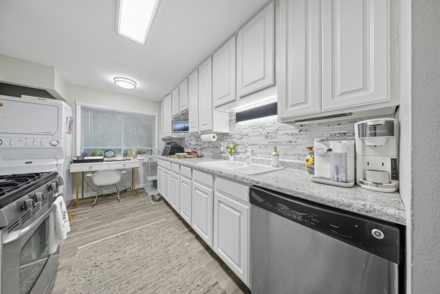 Building Photo - 1942 Tall Oaks Dr