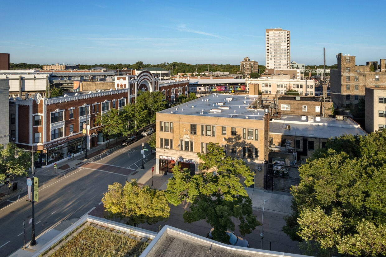 Foto principal - 1634 W Howard St