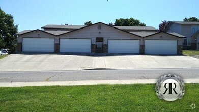 Building Photo - 3616 Fairbanks Ave