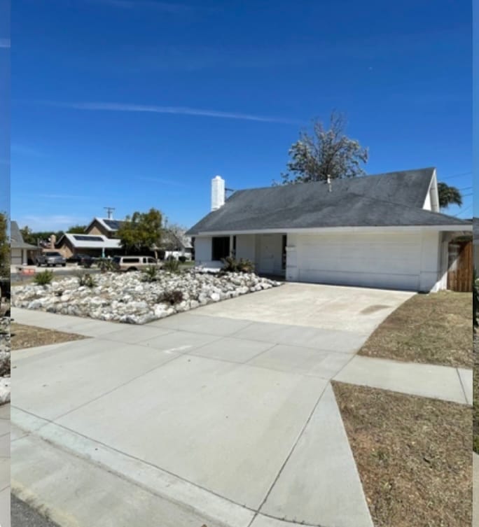 front of house - 1649 Sheridan Cir