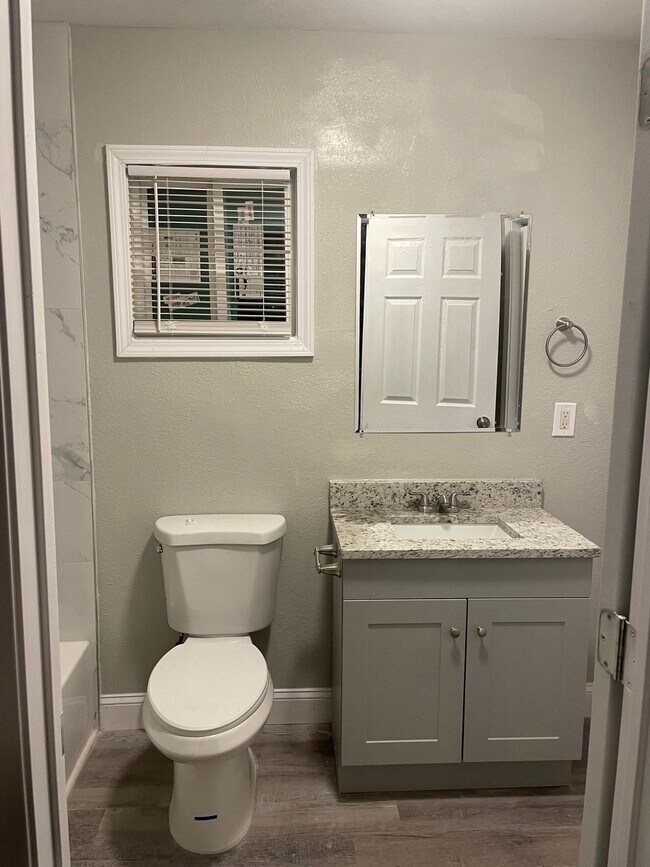 Foto del edificio - 422 Stone St