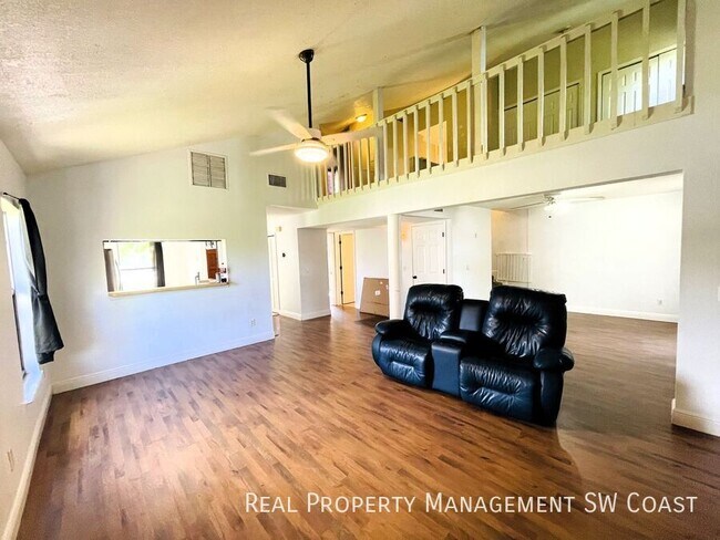 Foto del edificio - 7493 Pebble Beach Rd