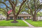 Foto principal - 10714 Piping Rock Ln