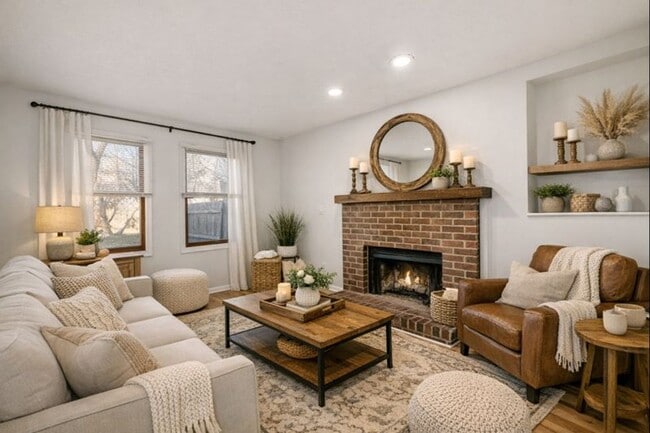 Building Photo - Fully Renovated Reynoldsburg Home