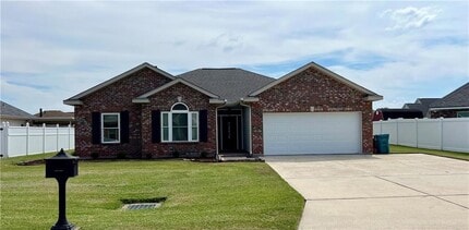Building Photo - 102 Zachary Dr