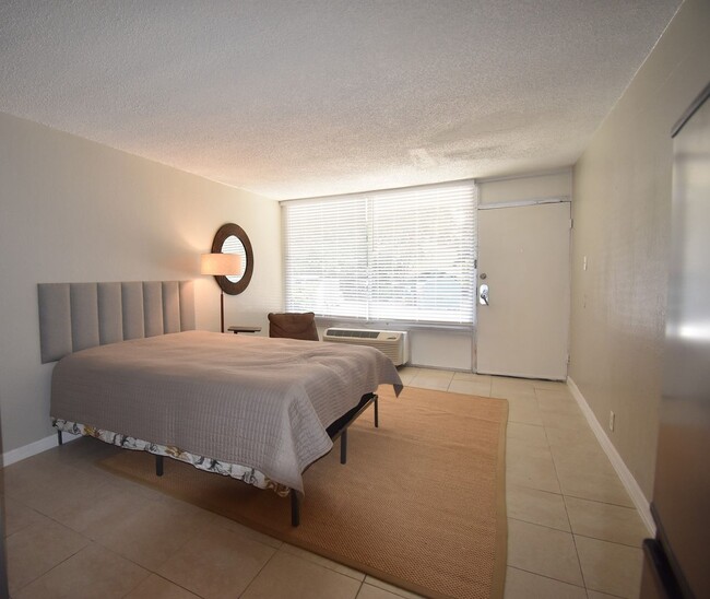 Foto del edificio - 1 Bedroom/1 Bathroom Ground floor Condo at...