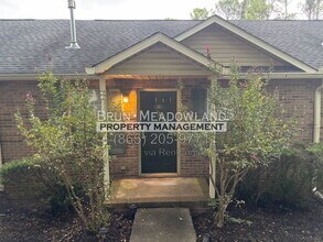 Building Photo - 820 Calypso Way