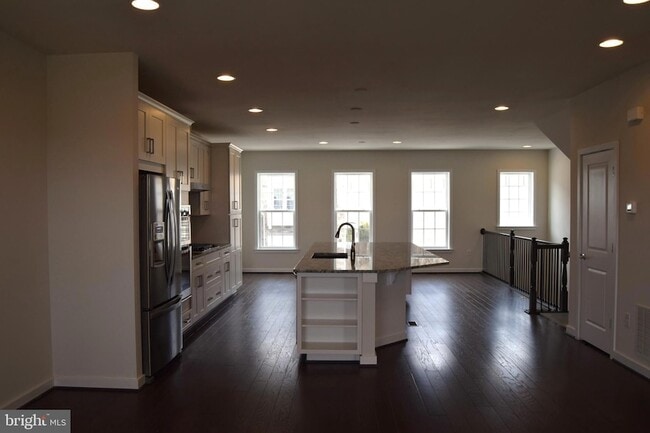 Building Photo - 19972 Abram Ter