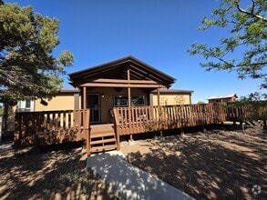 Building Photo - 8082 Well Rd