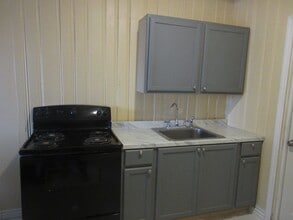 Building Photo - 1195 NY-52