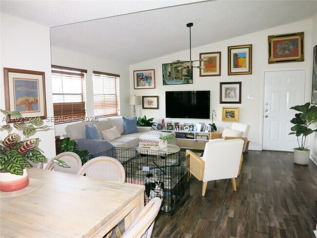 Building Photo - 15060 SW 103rd Terrace