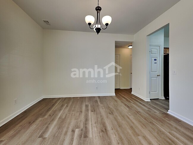 Foto del edificio - 3524 Stoney Garden Dr